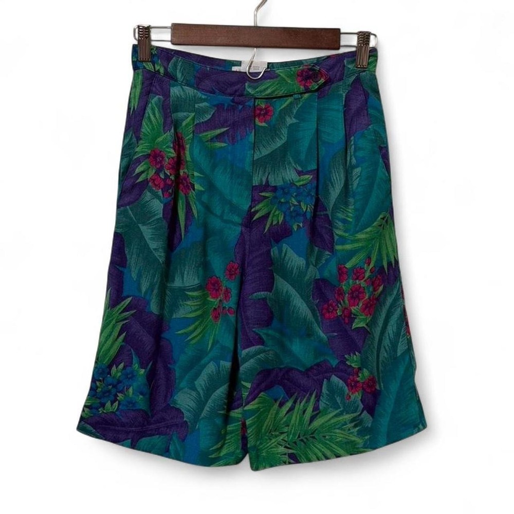 True vintage 90s Liz Claiborne Collection tropical pleated size 8 shorts